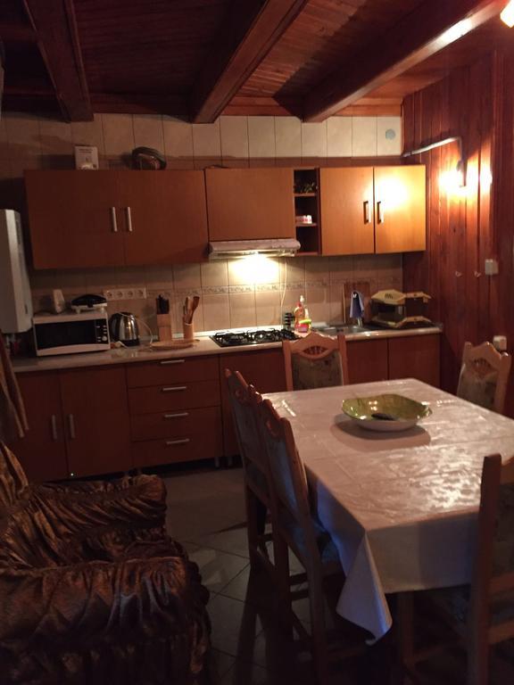 Вилла Casuta Paterau Cheia, Prahova Кейя Экстерьер фото